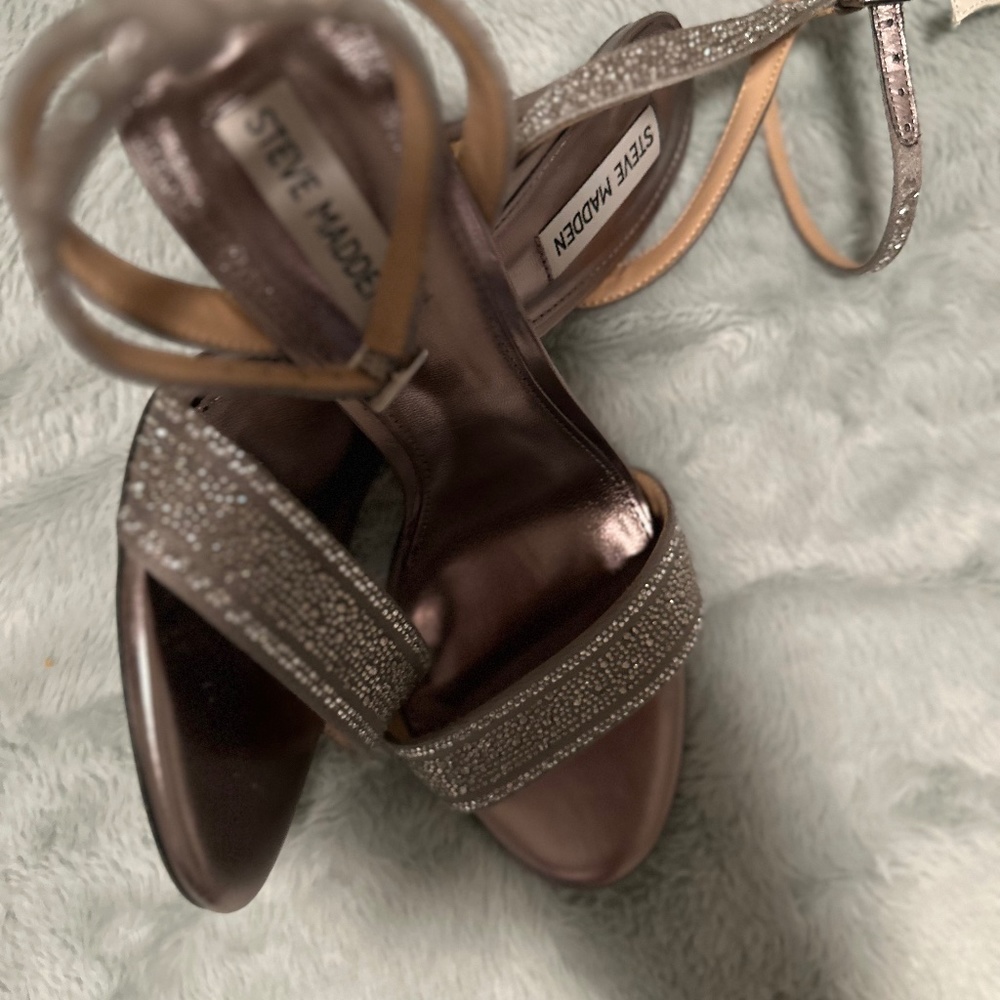 Women’s shoes